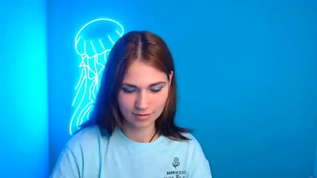 Image 7 of elsa_mur Stream on Chaturbate on 15 months ago