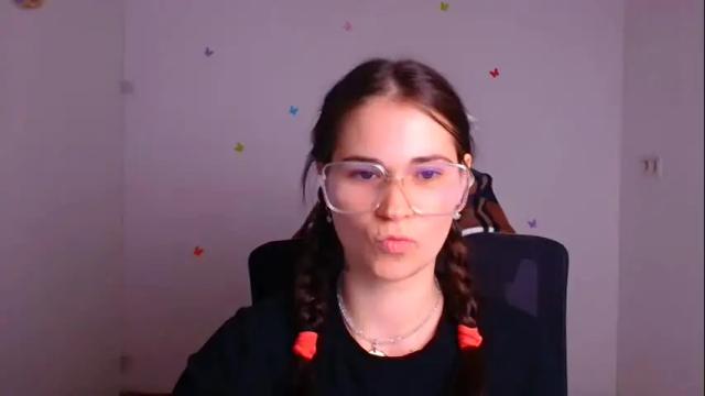 Image 3 of elsa_mur Stream on Chaturbate on 1 month ago