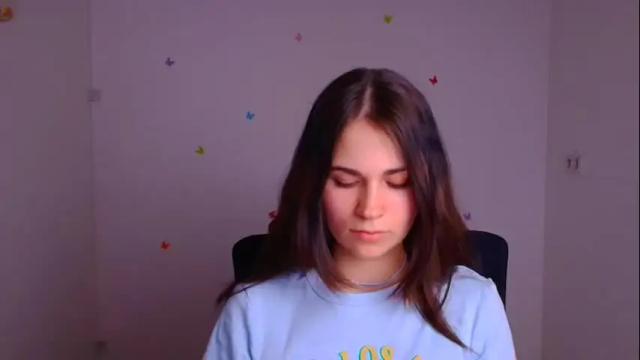Image 2 of elsa_mur Stream on Chaturbate on 1 month ago