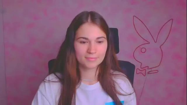 Image 12 of elsa_mur Stream on Chaturbate on 16 days ago