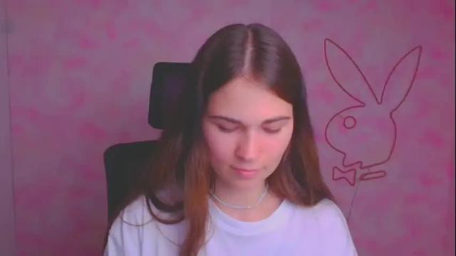 Image 2 of elsa_mur Stream on Chaturbate on 16 days ago