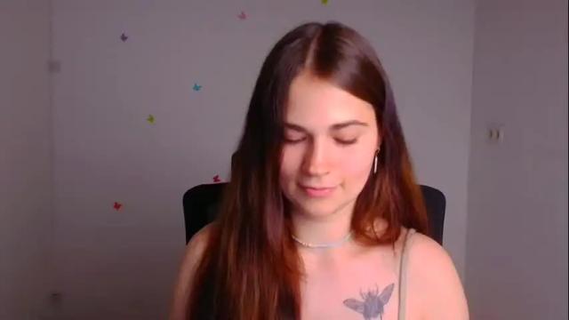 Image 6 of elsa_mur Stream on Chaturbate on 15 days ago