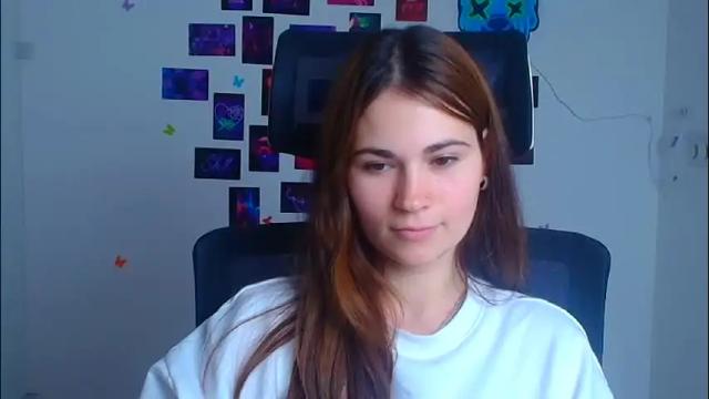 Image 3 of elsa_mur Stream on Chaturbate on 1 month ago