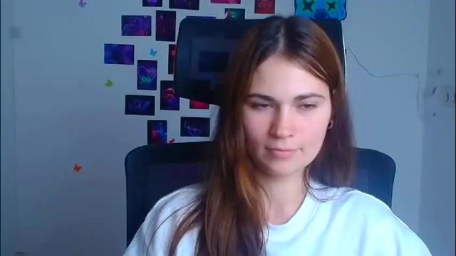 Image 4 of elsa_mur Stream on Chaturbate on 1 month ago