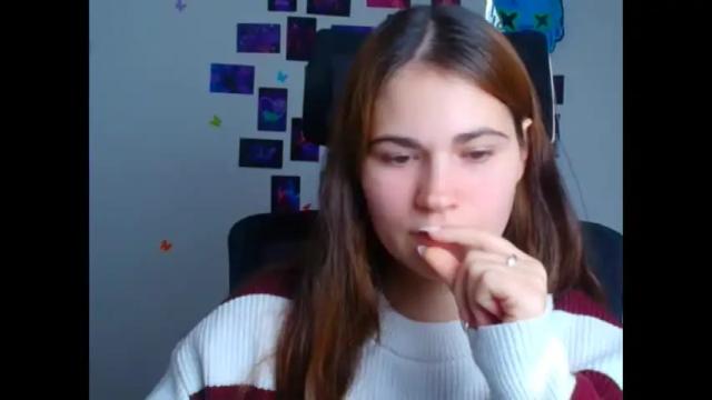 Image 12 of elsa_mur Stream on Chaturbate on 29 days ago