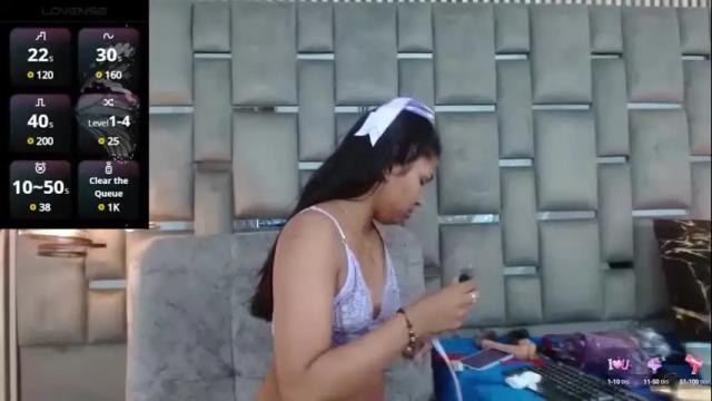 Image 4 of elsa_parisii Stream on Chaturbate on 3 days ago