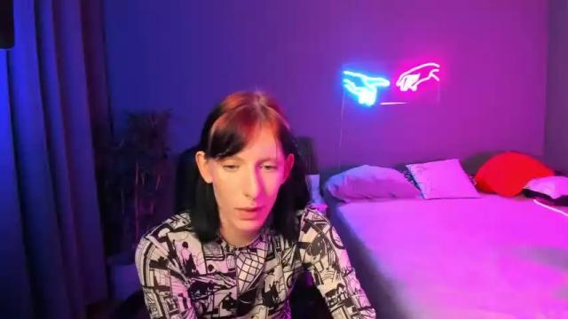 Image 10 of elsie_davis Stream on Chaturbate on 18 months ago