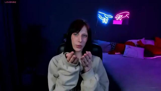 Image 2 of elsie_davis Stream on Chaturbate on 18 months ago
