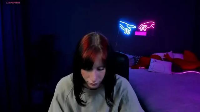 Image 4 of elsie_davis Stream on Chaturbate on 18 months ago