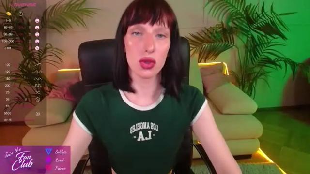 Image 4 of elsie_davis Stream on Chaturbate on 16 months ago