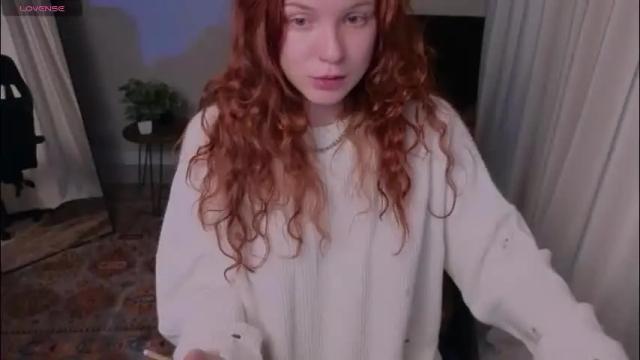 Image 7 of elsie_ginger Stream on Chaturbate on 2 months ago
