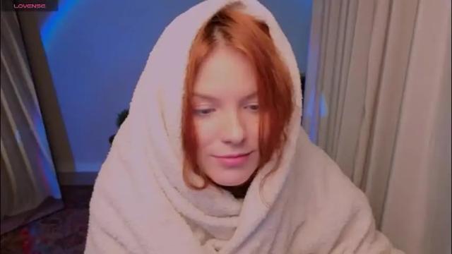 Image 6 of elsie_ginger Stream on Chaturbate on 1 month ago