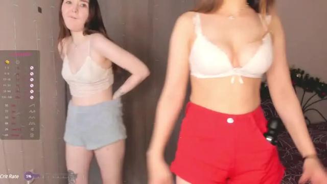 Image 3 of elsiecaitlin Stream on Chaturbate on 17 months ago
