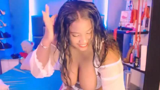Image 6 of elsiemorriis Stream on Chaturbate on 20 months ago