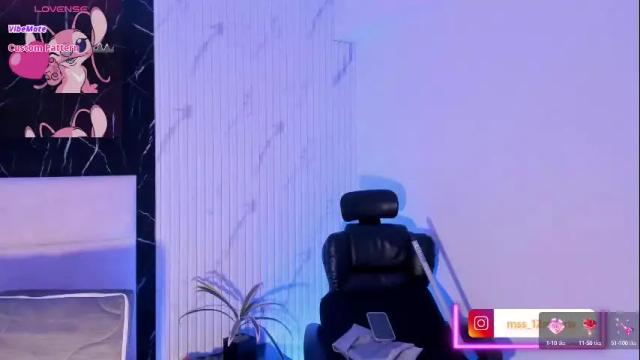 Image 7 of elsiemorriis Stream on Chaturbate on 7 days ago