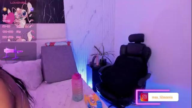 Image 3 of elsiemorriis Stream on Chaturbate on 4 months ago