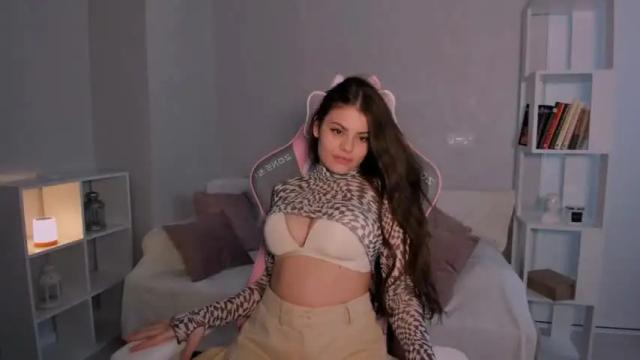 Image 3 of elunaseduces Stream on Chaturbate on 13 months ago