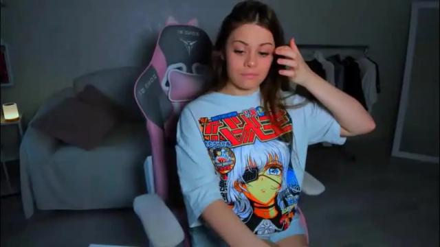 Image 4 of elunaseduces Stream on Chaturbate on 1 month ago
