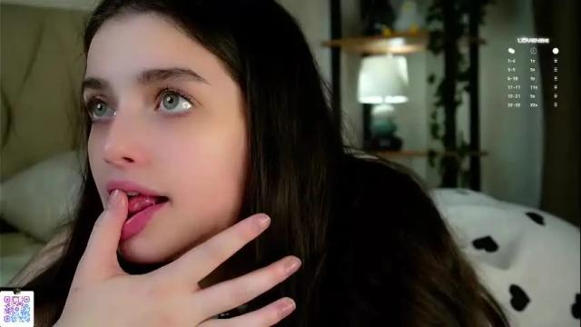 Image 10 of elviablowe Stream on Chaturbate on 1 month ago