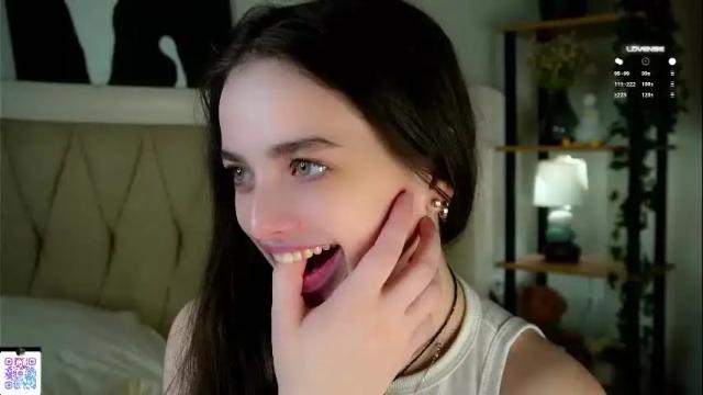 Image 2 of elviablowe Stream on Chaturbate on 1 month ago