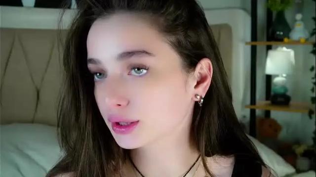 Image 4 of elviablowe Stream on Chaturbate on 1 month ago