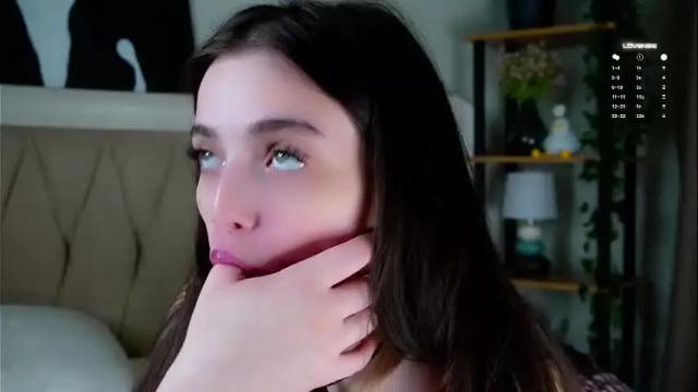 Image 7 of elviablowe Stream on Chaturbate on 1 month ago