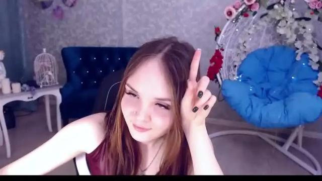 Image 12 of elvingbells Stream on Chaturbate on 15 months ago