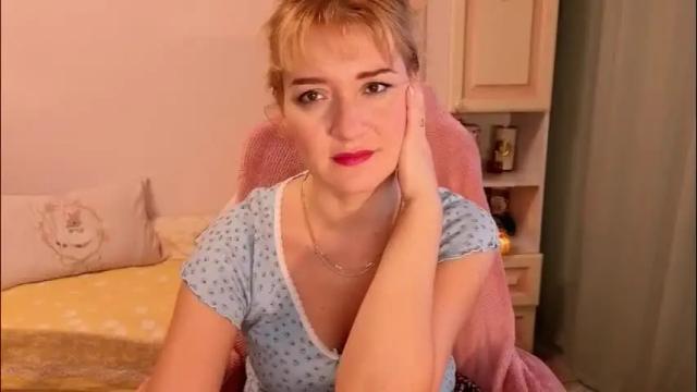 Image 6 of elviraforyou Stream on Chaturbate on 2 months ago