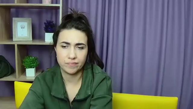 Image 2 of elvirakot Stream on Chaturbate on 15 months ago