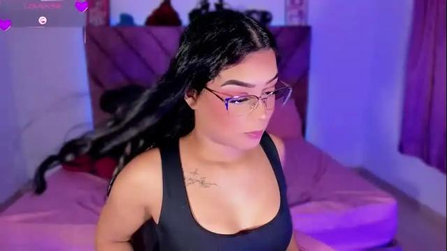 Image 8 of ely_doll Stream on Chaturbate on 1 month ago