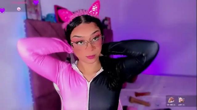 Image 3 of ely_doll Stream on Chaturbate on 4 days ago