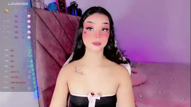 Image 7 of ely_doll Stream on Chaturbate on 3 months ago