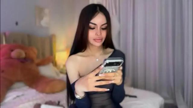 Image 3 of elyshunter Stream on Chaturbate on 1 month ago