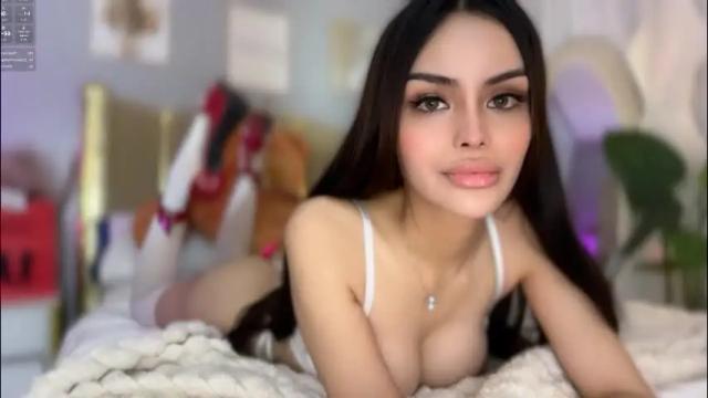 Image 7 of elyshunter Stream on Chaturbate on 1 month ago