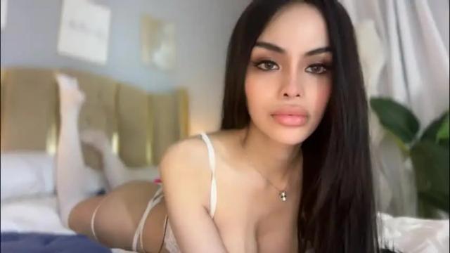 Image 7 of elyshunter Stream on Chaturbate on 1 day ago