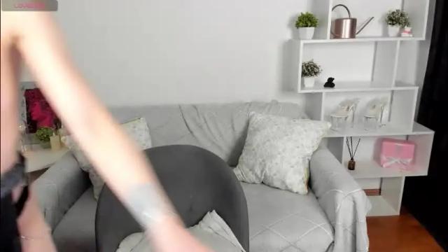 Image 12 of elzaglower Stream on Chaturbate on 1 month ago