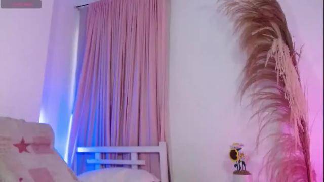 Image 4 of em_aa1 Stream on Chaturbate on 24 days ago