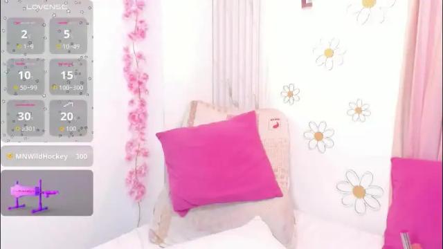 Image 10 of em_aa1 Stream on Chaturbate on 8 days ago