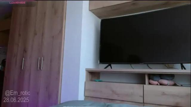 Image 4 of em_rotic Stream on Chaturbate on 3 months ago