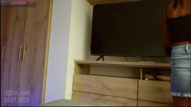 Image 11 of em_rotic Stream on Chaturbate on 2 months ago