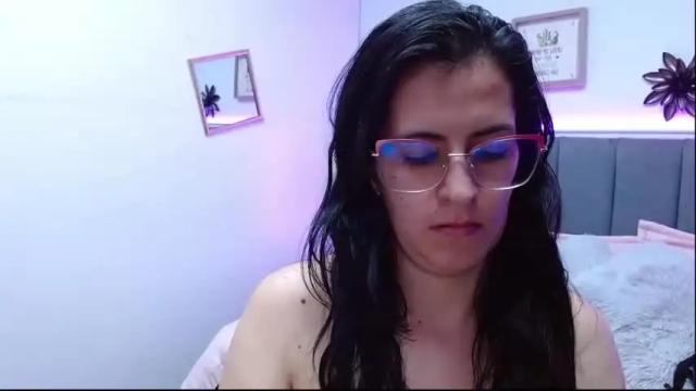 Thumbnail 3, ema1_'s Stream at Chaturbate, 21 months ago