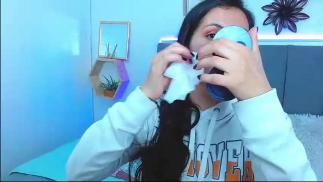 Thumbnail 1, ema1_'s Stream at Chaturbate, 20 months ago