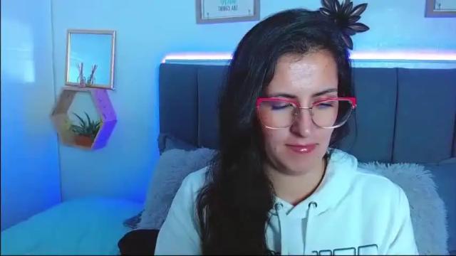 Thumbnail 3, ema1_'s Stream at Chaturbate, 20 months ago