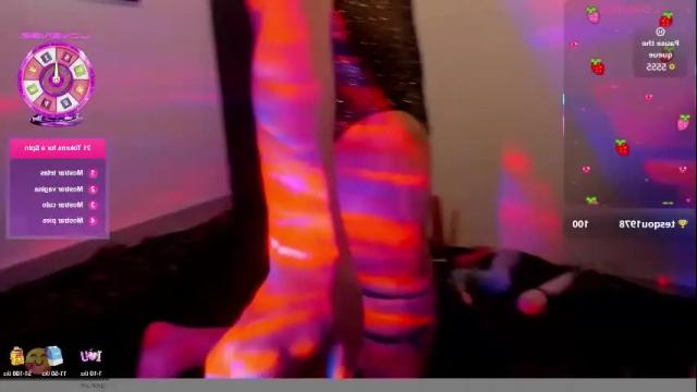 Image 11 of ema_joness__ Stream on Chaturbate on 19 days ago