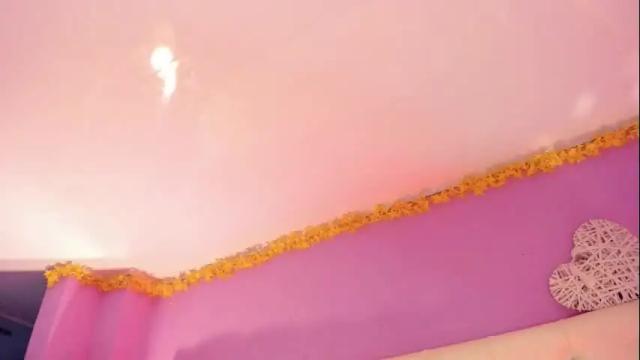 Image 3 of ema_lambert Stream on Chaturbate on 1 month ago