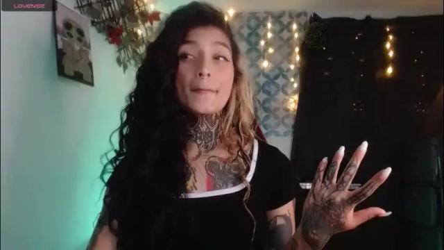 Image 7 of ema_ploxx Stream on Chaturbate on 2 months ago