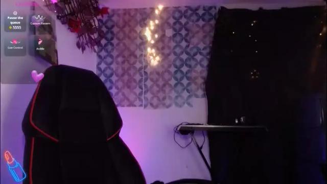 Thumbnail 2, ema_ploxx's Stream at Chaturbate, 1 month ago