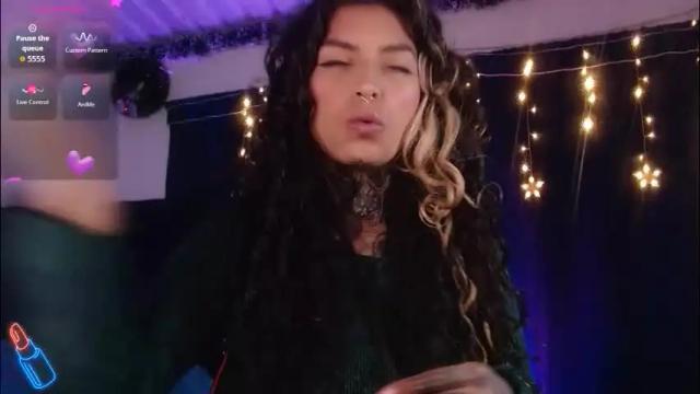 Thumbnail 3, ema_ploxx's Stream at Chaturbate, 1 month ago