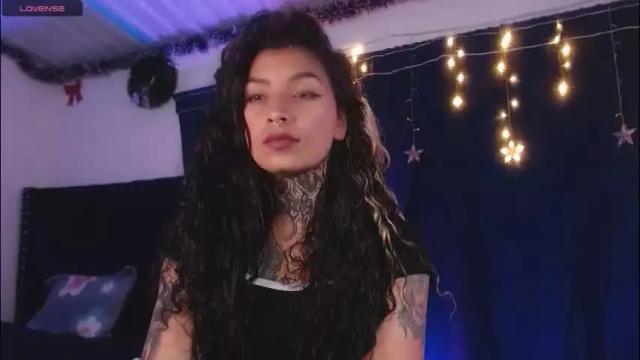 Image 10 of ema_ploxx Stream on Chaturbate on 22 days ago