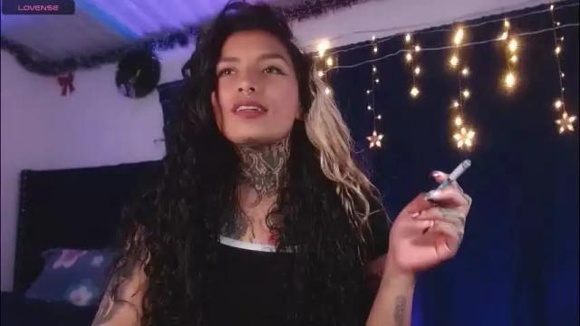 Image 12 of ema_ploxx Stream on Chaturbate on 22 days ago